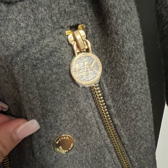 SOLD!! Brand new MICHAEL KORS womens XS Assymetrical Belted Coat - Picture 8 of 10